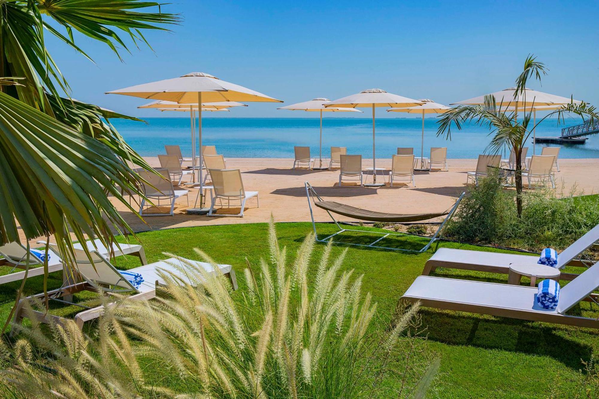 Waldorf Astoria Doha Lusail Екстериор снимка Beach at the Four Seasons Resort