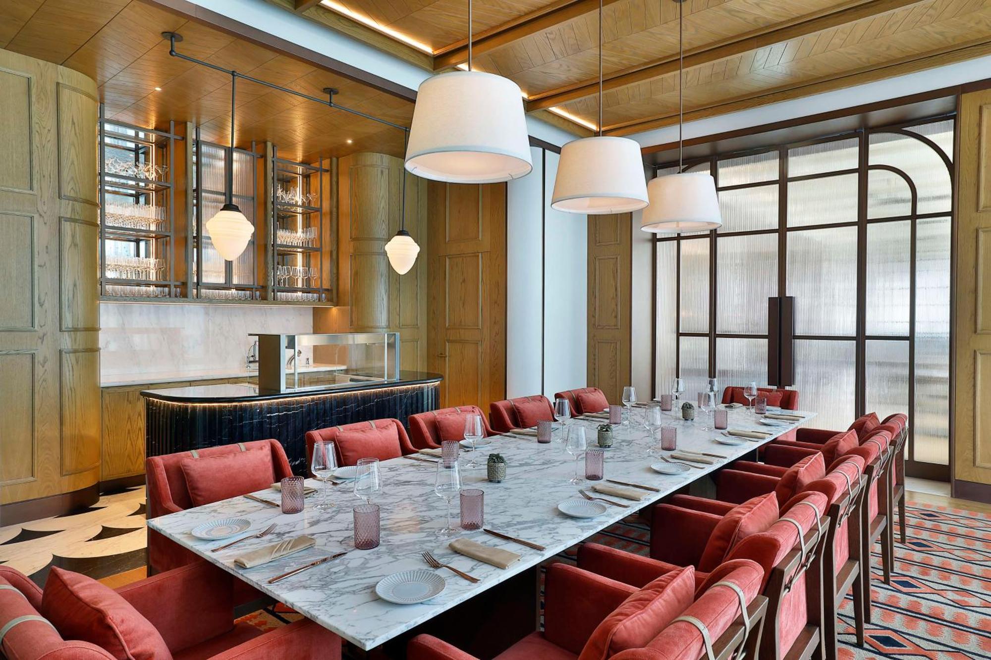Waldorf Astoria Doha Lusail Екстериор снимка The private dining room at the restaurant